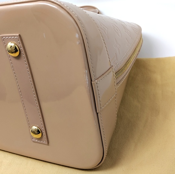 Auth Louis Vuitton Rose Angelique MORE PHOTOS - Picture 5 of 8